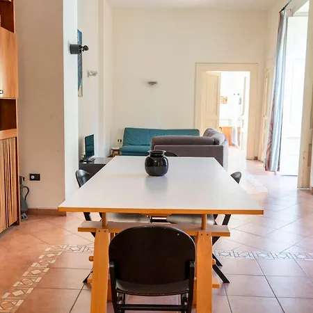 Maiorani Family Nel Centro Di Appartamento