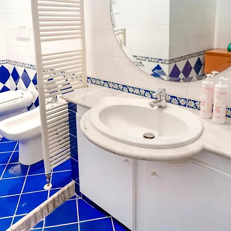 Appartamento Maiorani Family Nel Centro Di Napoli