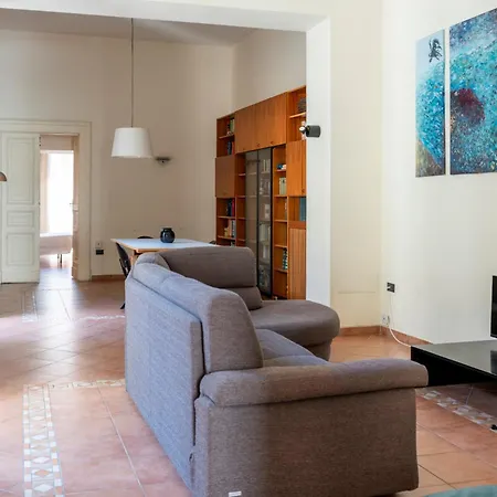 Appartamento Maiorani Family Nel Centro Di Napoli