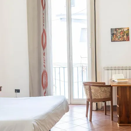 Maiorani Family Nel Centro Di Napoli