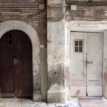 Appartamento Maiorani Family Nel Centro Di Napoli
